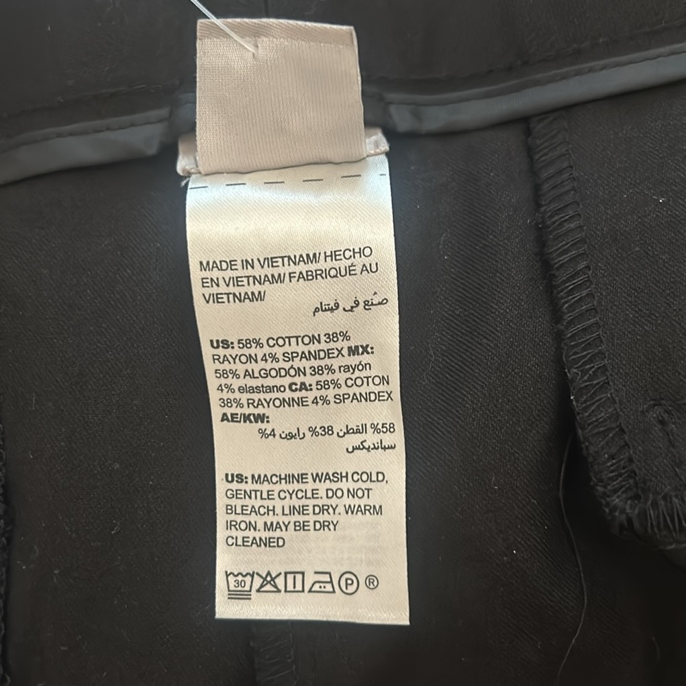 (NWT) Chico’s - Women Secret Stretch Straight Leg Crop Basic Pants - Picture 6 of 13